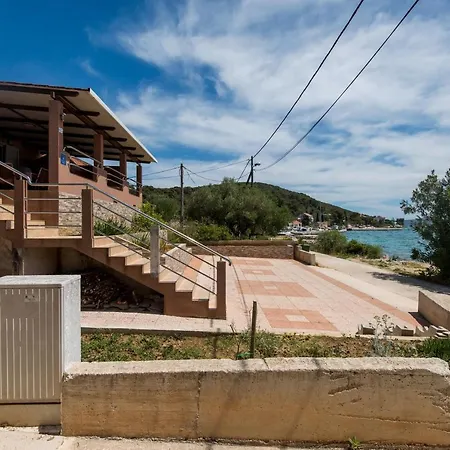 Nyaraló Nostalgija *