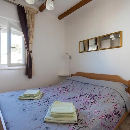Holiday home Nostalgija *