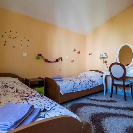 Nostalgija Holiday home Brgulje