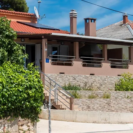 Holiday home Nostalgija