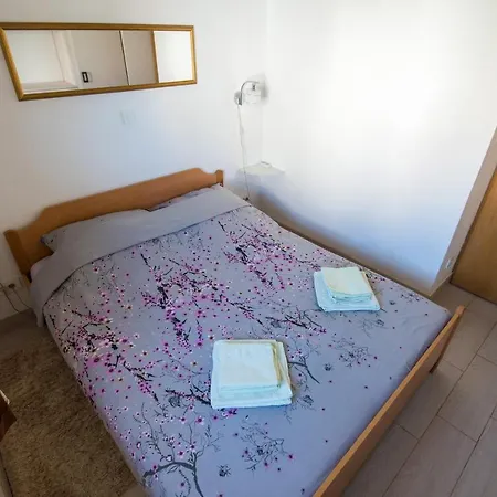 別荘 Nostalgija Brgulje