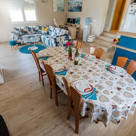 Nostalgija Vakantiehuis Brgulje